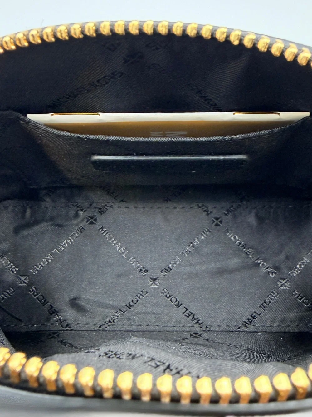 Michael Kors Jet Set Travel Saffiano Leather Medium Pouch — Black — NWT